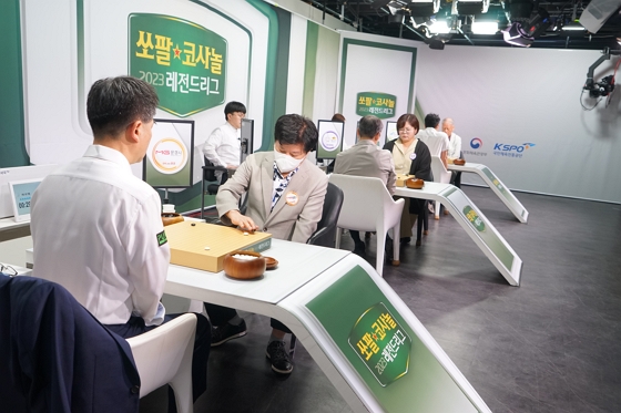 강력한 '쌍포'의 힘...예스문경,  전반기 1위 